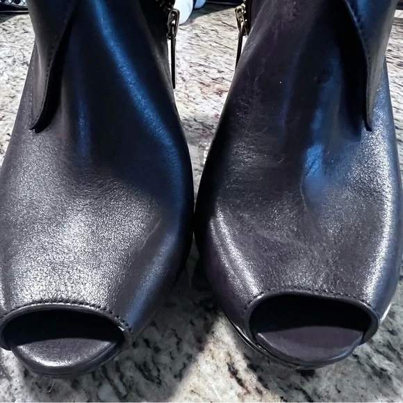 New MICHAEL Michael Kors Brown Leather Ankle Boot 8M Open Toe - Picture 6 of 14